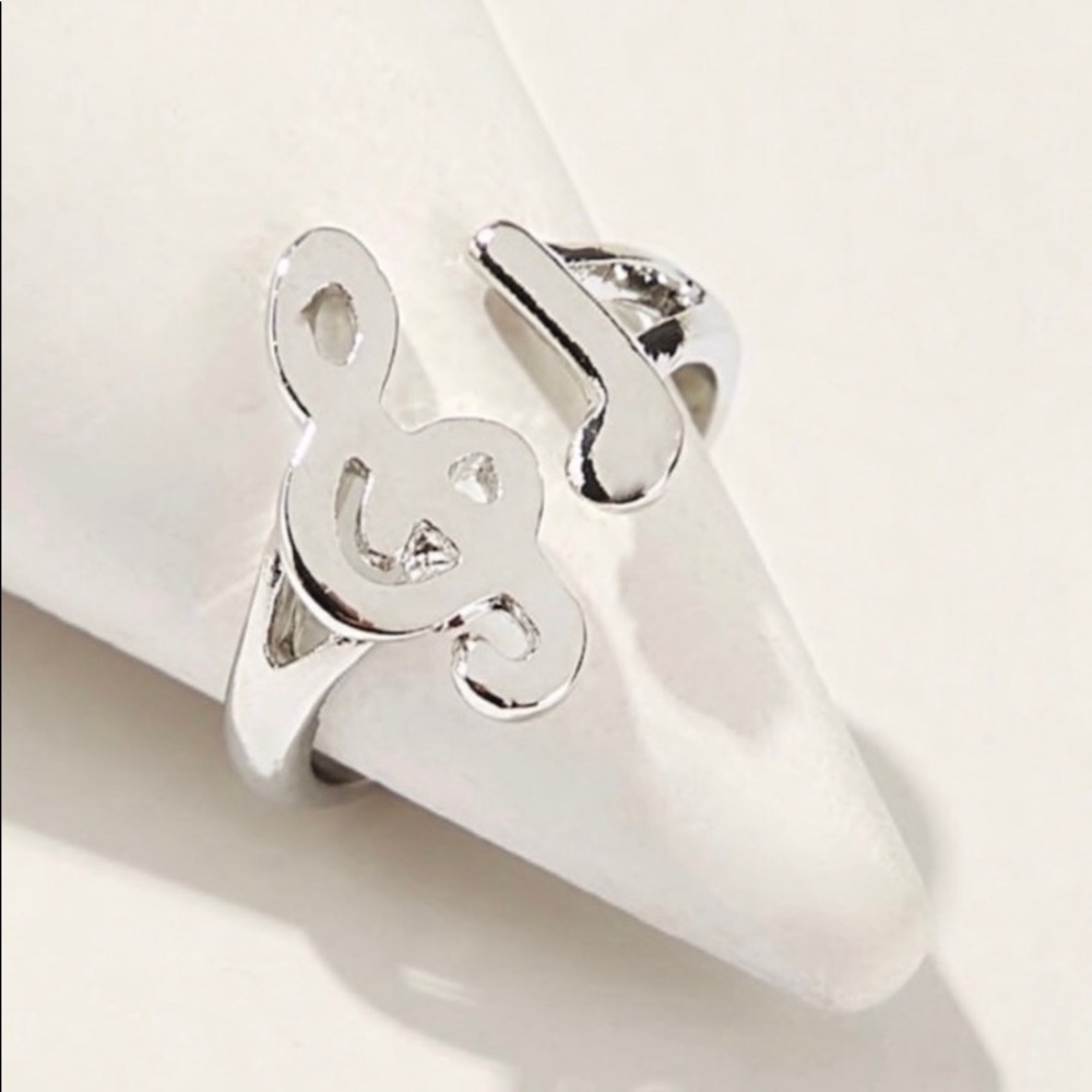 Trendy music note treble cleft cute ring